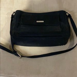 Avenue shoulder bag